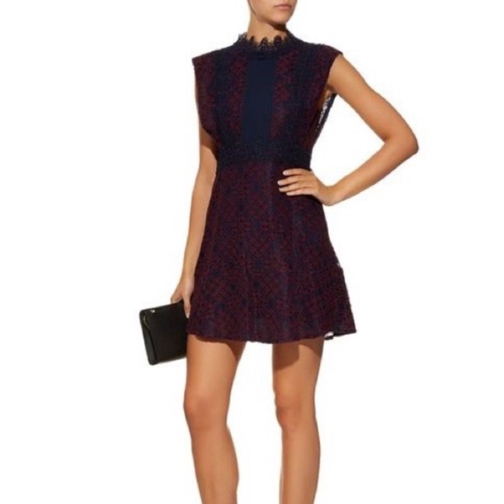 NWT Few Moda New York lace dress Size XS